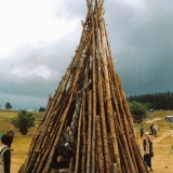 Das Lagerfeuer der Vollmondnacht war bestimmt 10 m hoch